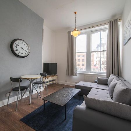 Spacious 2 Bedroom Apartment In Downtown London Ngoại thất bức ảnh